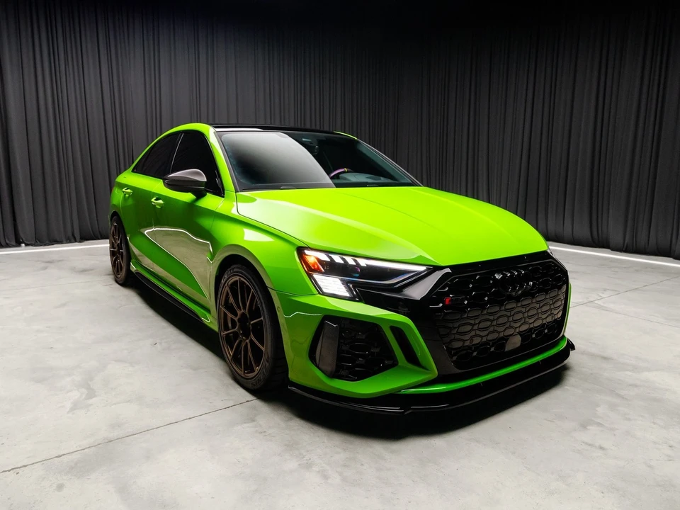 2023 Audi 8Y RS3 - Image 8 of 12