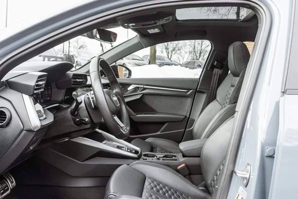 2023 Audi 8Y RS3 - Image 13 of 20