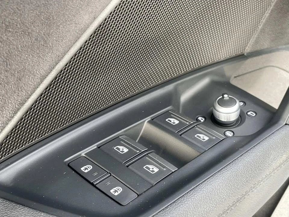 2023 Audi 8Y RS3 - Image 16 of 20