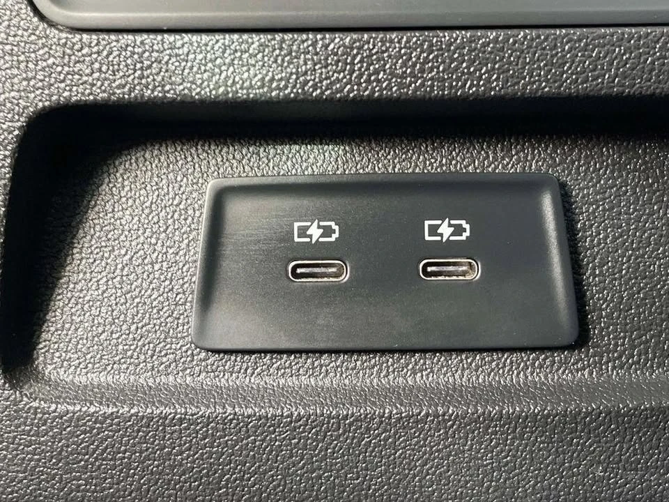 2023 Audi 8Y RS3 - Image 13 of 20