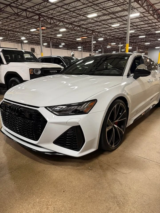 2023 Audi C8 RS7 - Image 2 of 10