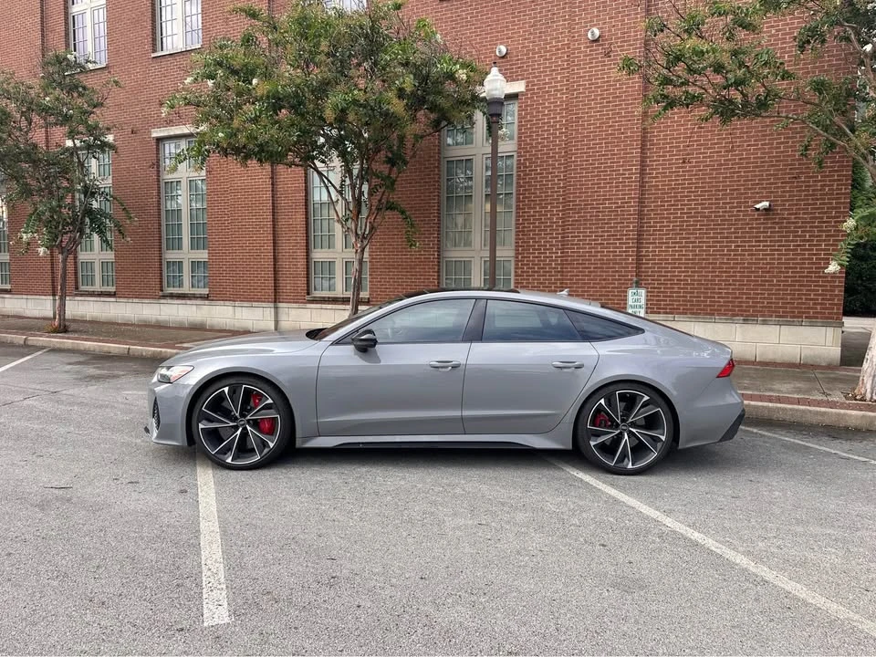 2023 Audi C8 RS7 - Image 2 of 19