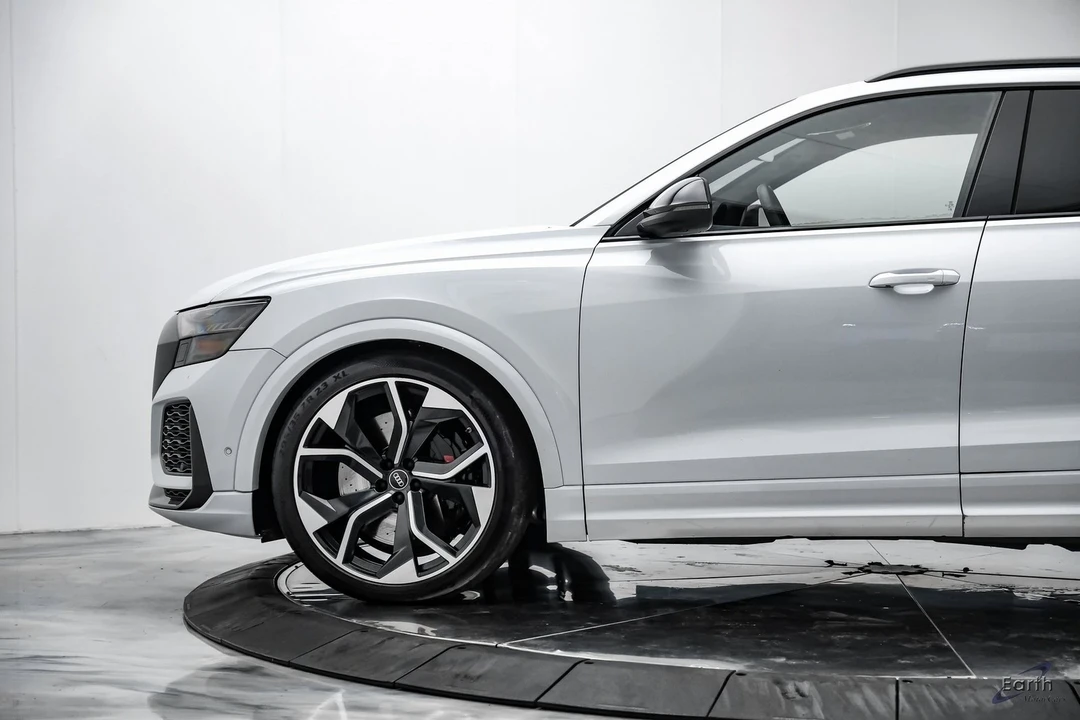 2023 Audi RS Q8 - Image 6 of 12