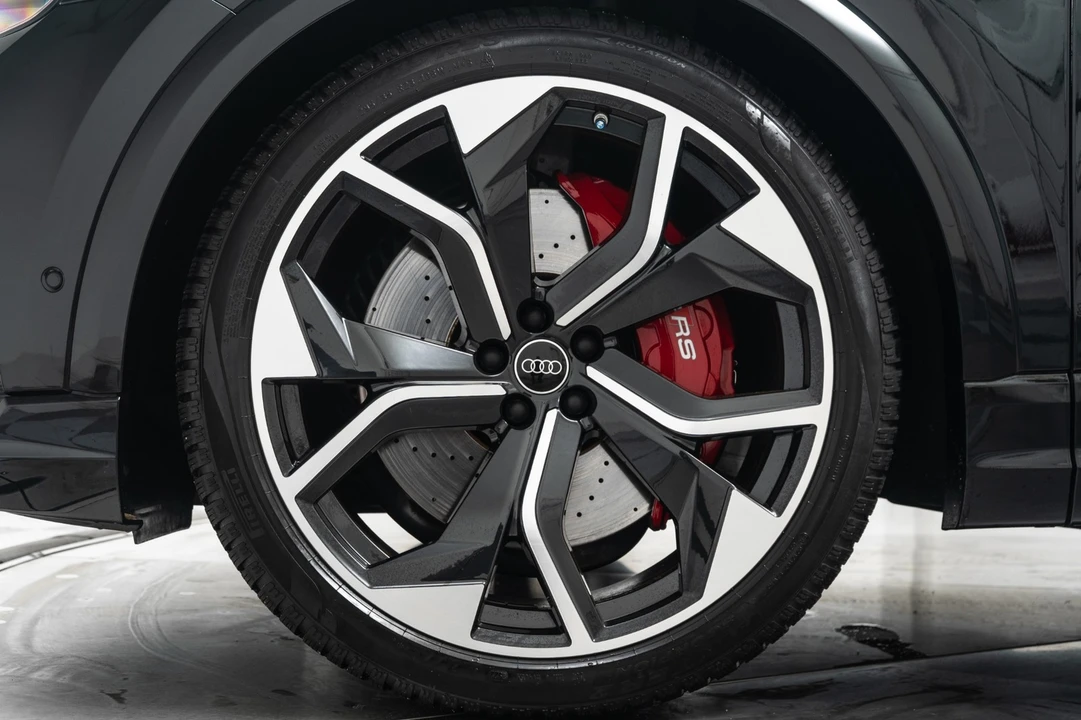 2023 Audi RS Q8 - Image 10 of 21