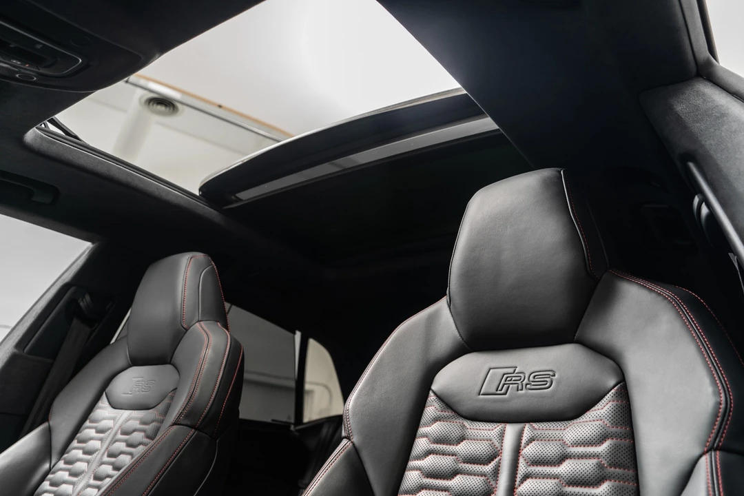 2023 Audi RS Q8 - Image 18 of 21