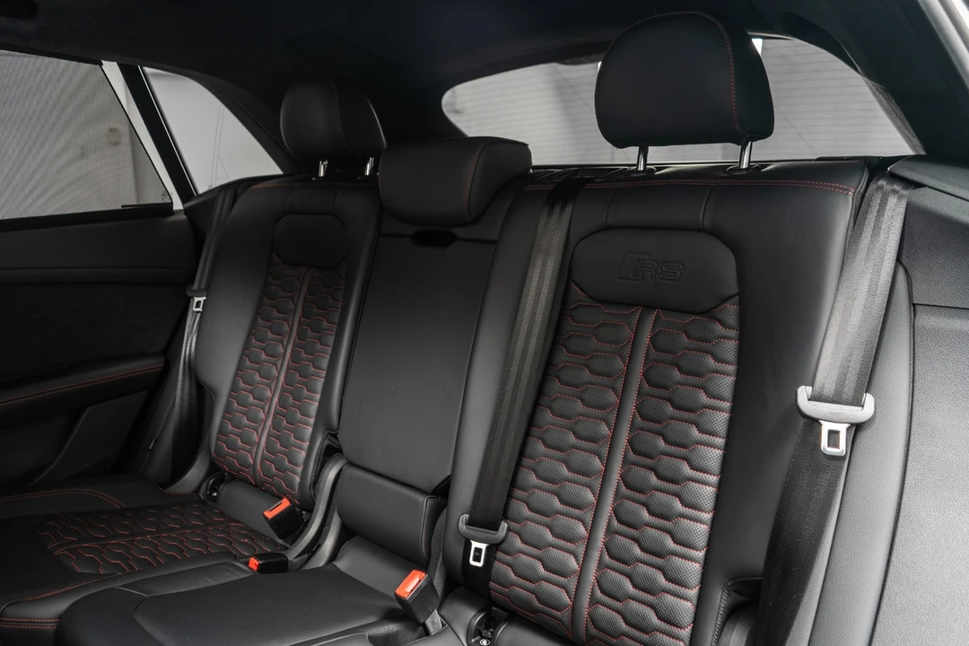 2023 Audi RS Q8 - Image 16 of 21
