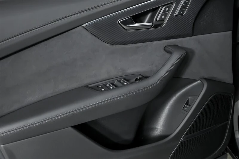2023 Audi RS Q8 - Image 18 of 21
