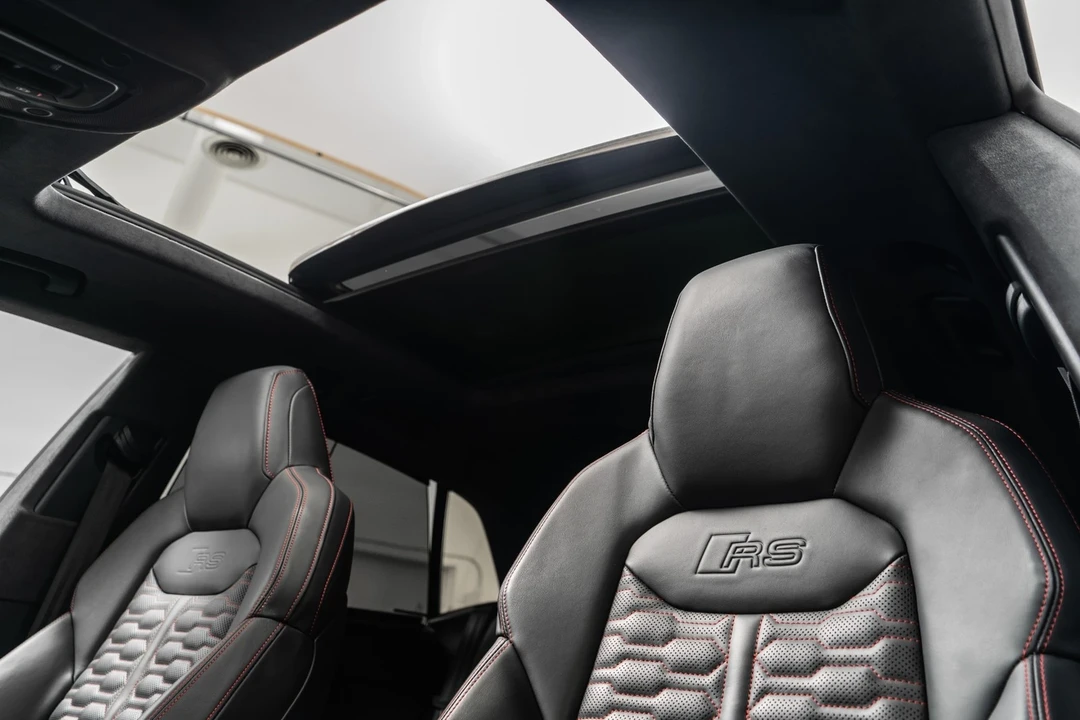 2023 Audi RS Q8 - Image 18 of 21