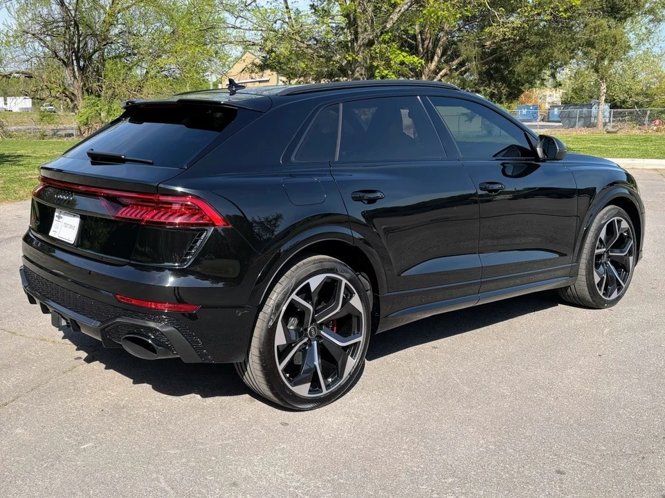 2023 Audi RS Q8 - Image 3 of 21