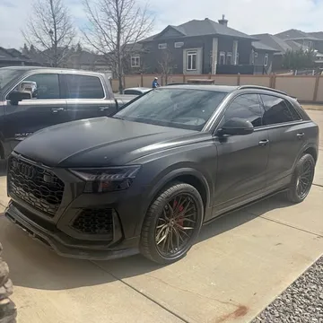 2023 Audi RS Q8 Black Edition