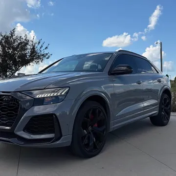 2023 Audi RS Q8