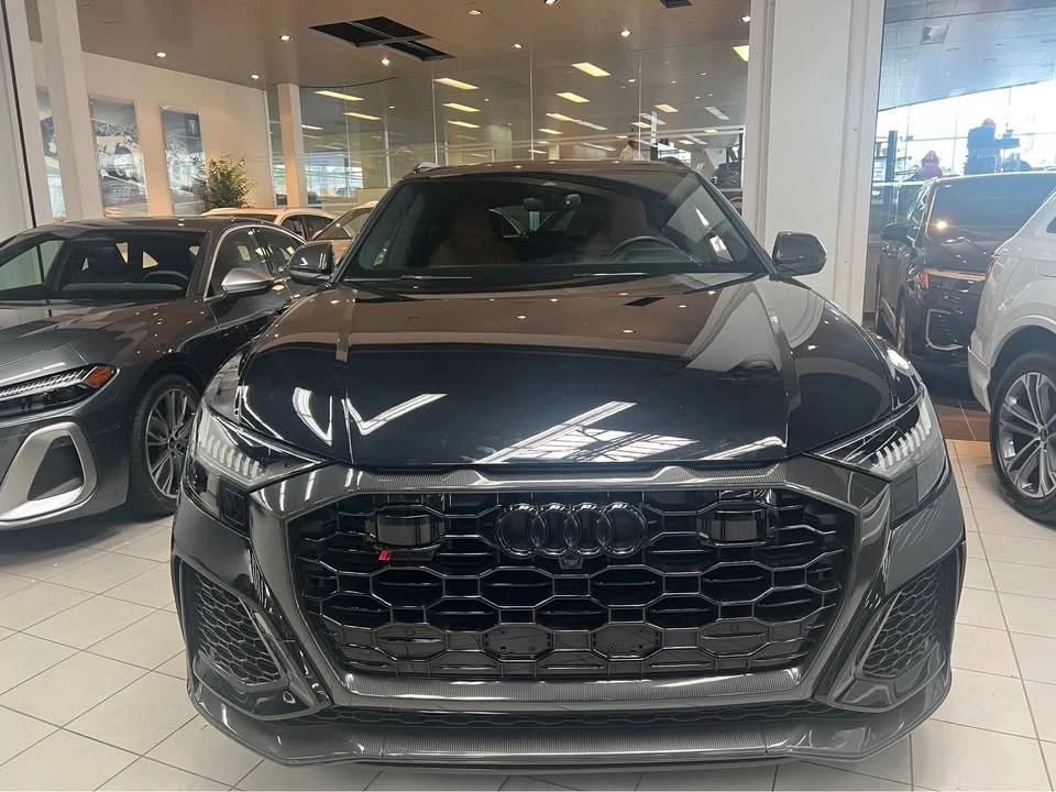 2023 Audi RS Q8 - Image 2 of 10