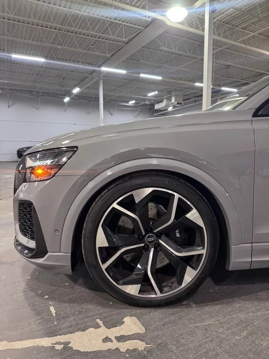 2023 Audi RS Q8 - Image 3 of 9