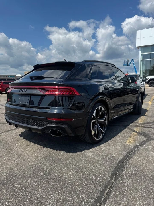2023 Audi RS Q8 - Image 6 of 17