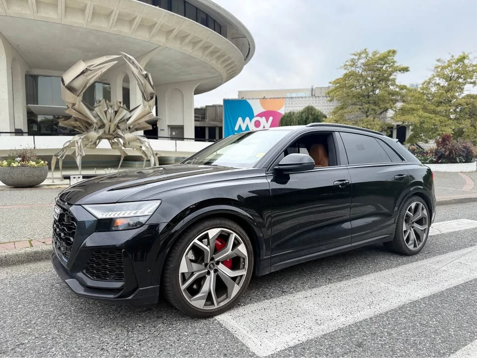 2023 Audi RS Q8 - Image 2 of 19