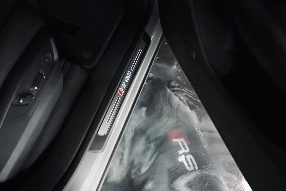 2023 Audi RS Q8 - Image 13 of 20