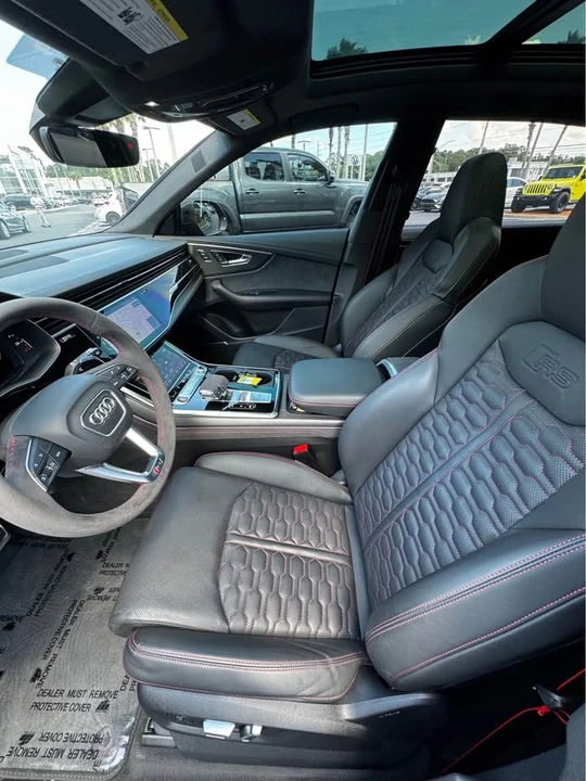 2023 Audi RS Q8 - Image 12 of 17