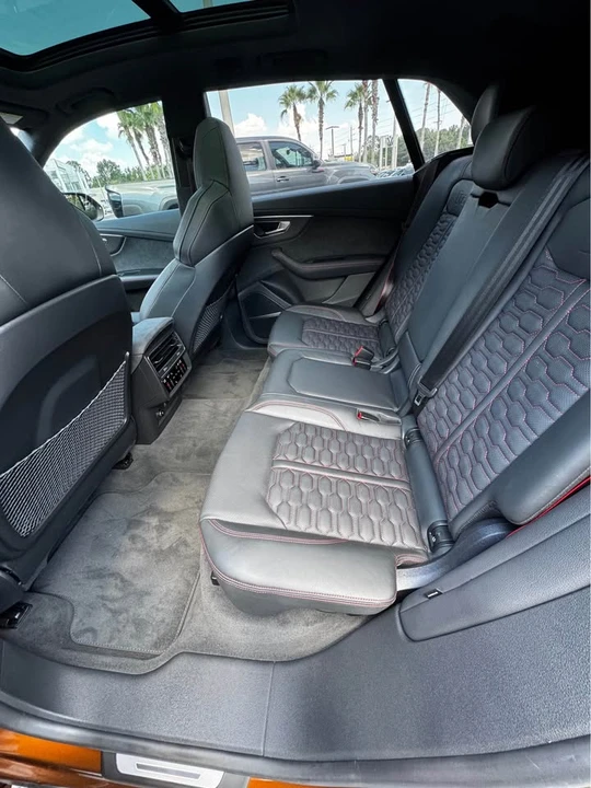 2023 Audi RS Q8 - Image 10 of 17