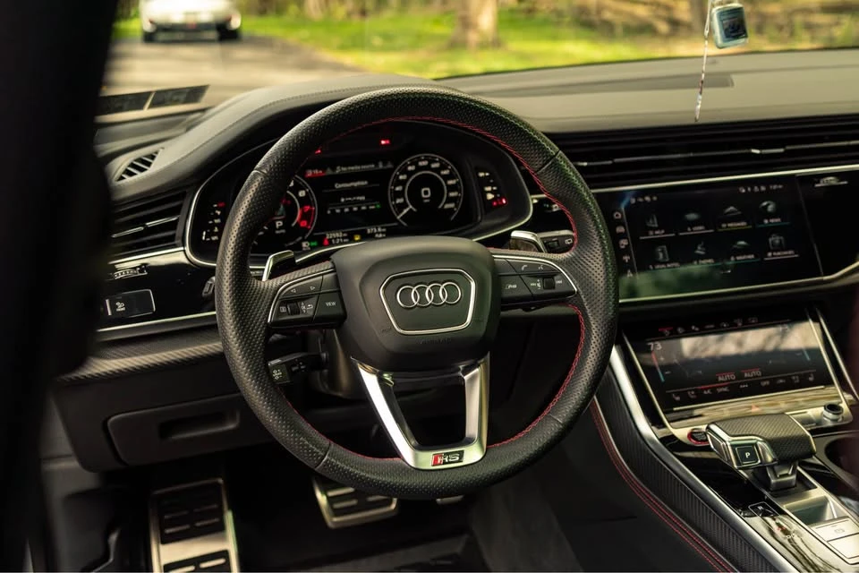 2023 Audi RS Q8 - Image 11 of 15