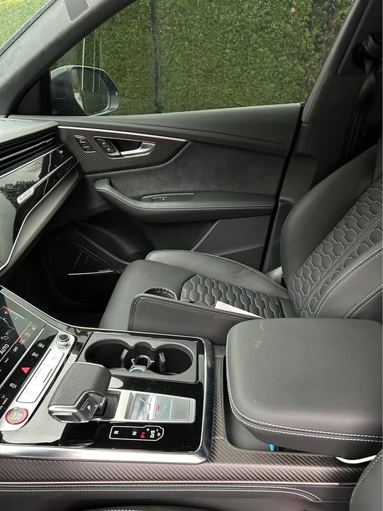 2023 Audi RS Q8 - Image 2 of 18