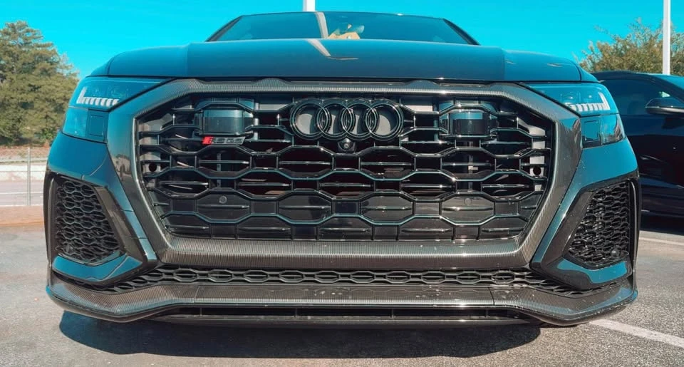 2023 Audi RS Q8 - Image 2 of 12