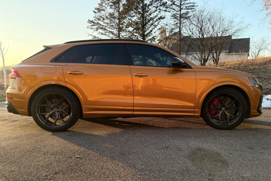 2023 Audi RS Q8 - Image 3 of 31
