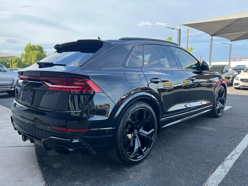 2023 Audi RS Q8 - Image 7 of 31