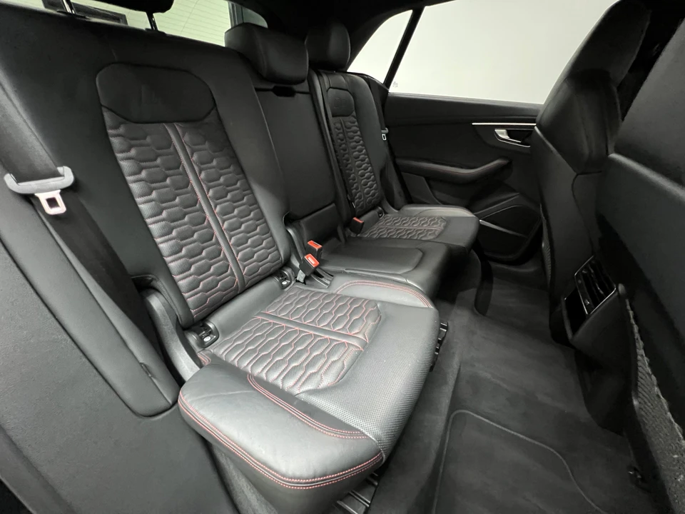 2023 Audi RS Q8 - Image 25 of 31