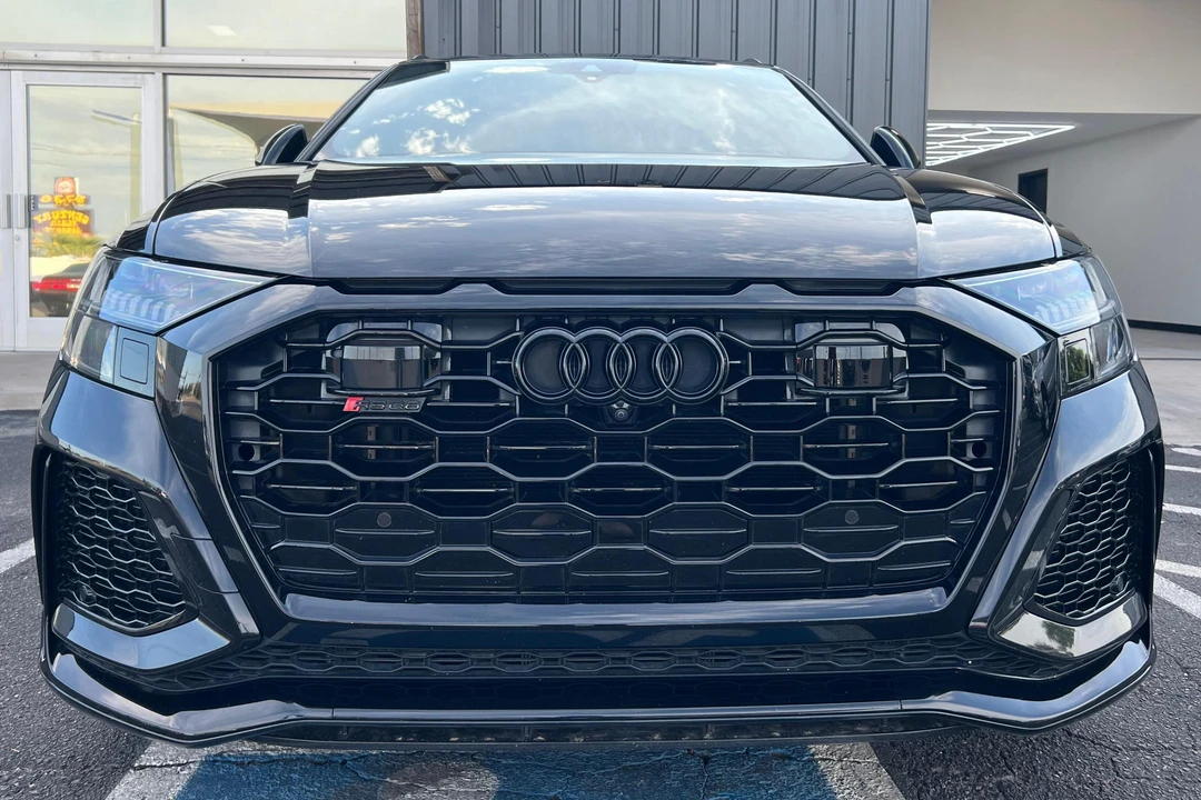 2023 Audi RS Q8 - Image 2 of 31