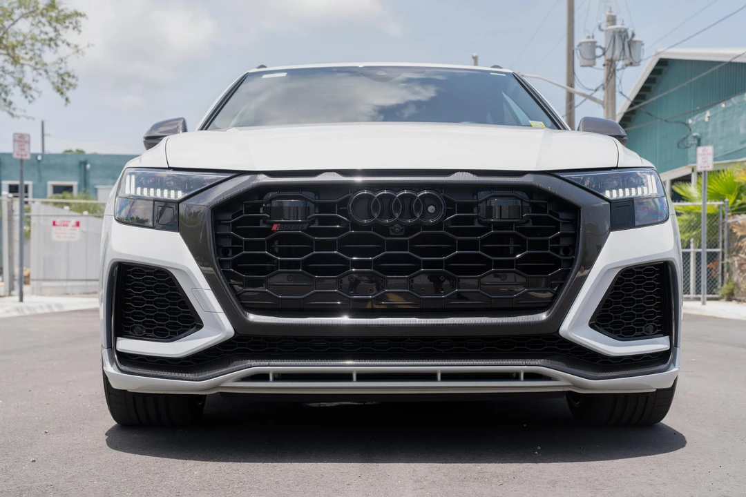2023 Audi RS Q8 - Image 6 of 31