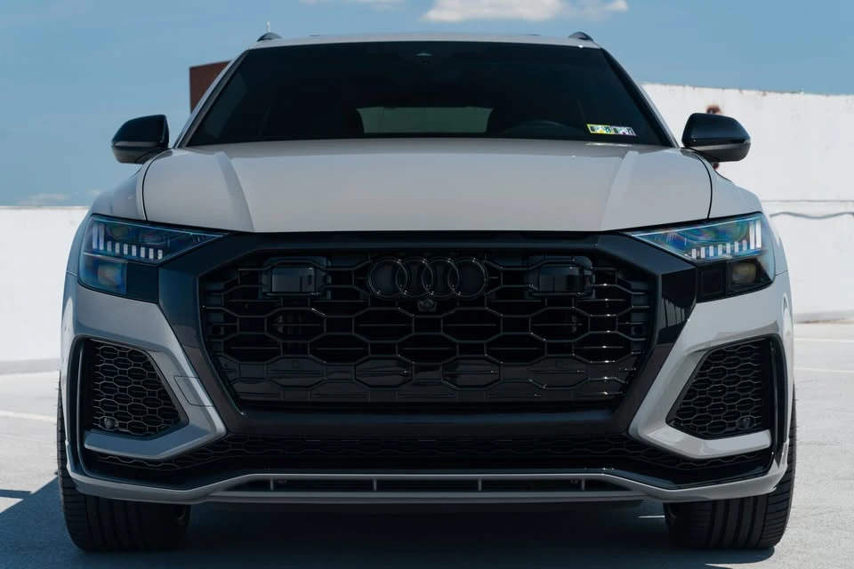 2023 Audi RS Q8 - Image 2 of 7