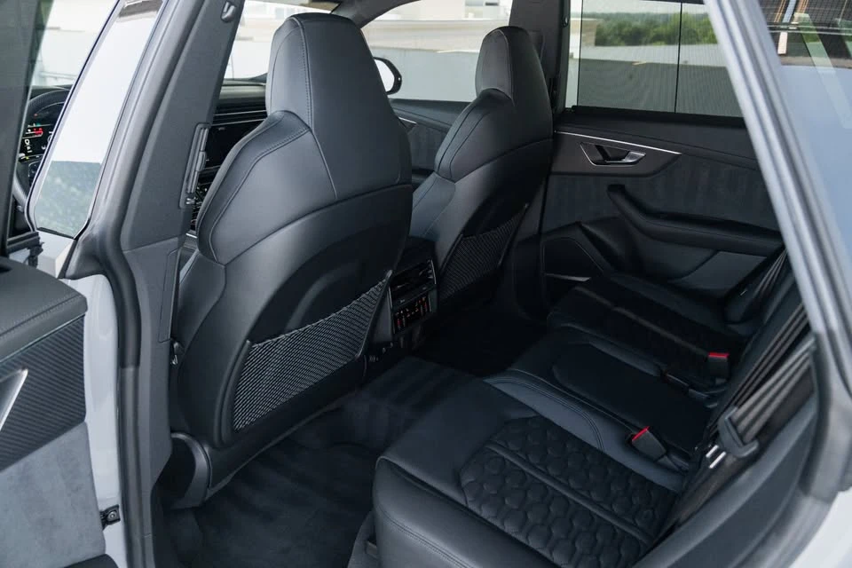 2023 Audi RS Q8 - Image 6 of 7
