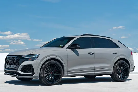 2023 Audi RS Q8