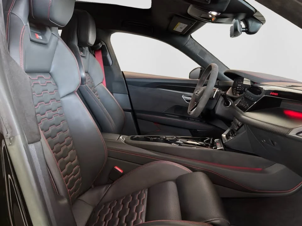2023 Audi RS e-tron GT - Image 18 of 20