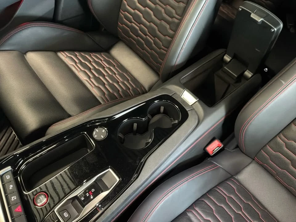 2023 Audi RS e-tron GT - Image 15 of 20