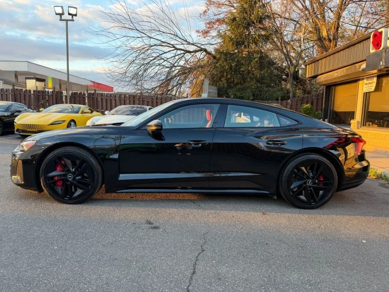 2023 Audi e-tron GT - Image 2 of 12