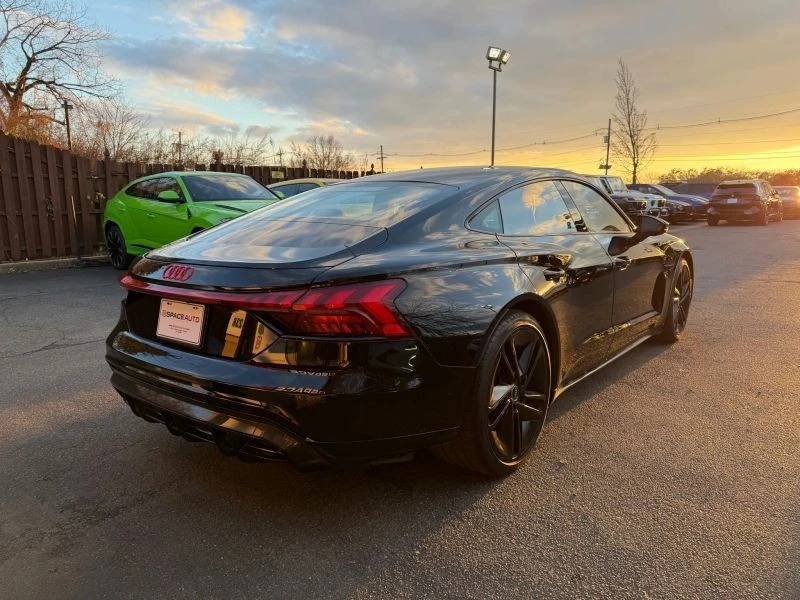 2023 Audi e-tron GT - Image 5 of 12