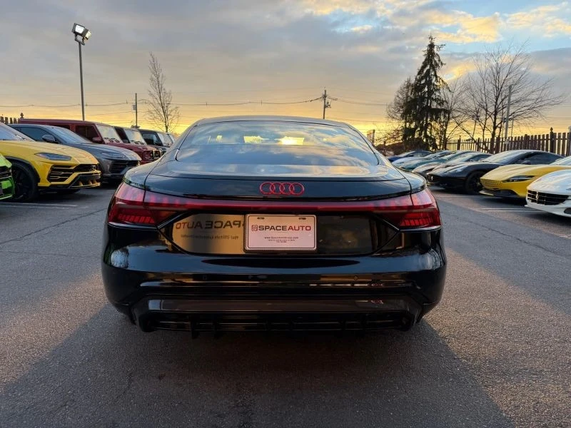 2023 Audi e-tron GT - Image 4 of 12