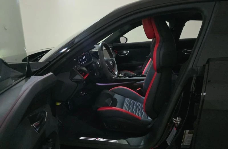 2023 Audi e-tron GT - Image 3 of 5