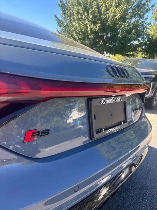 2023 Audi RS e-tron GT - Image 5 of 10