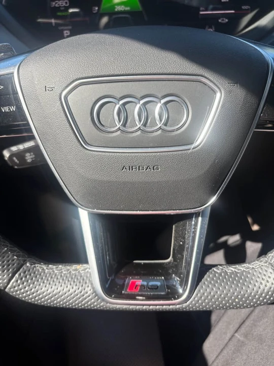 2023 Audi RS e-tron GT - Image 8 of 10
