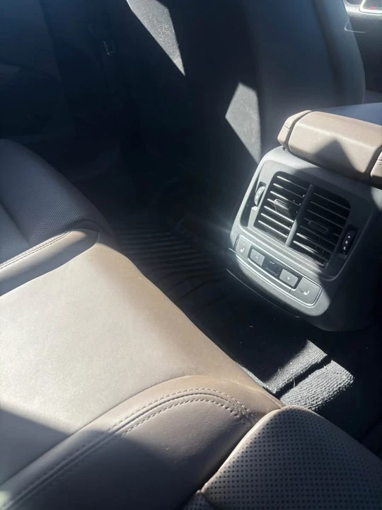 2023 Audi RS e-tron GT - Image 9 of 10