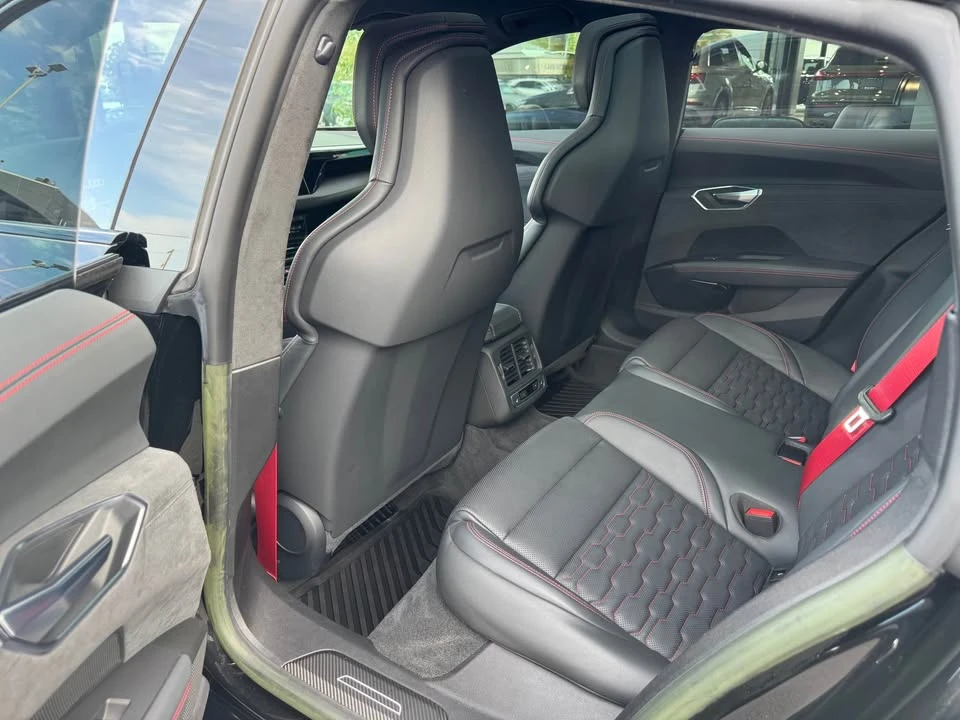 2023 Audi RS e-tron GT - Image 7 of 18