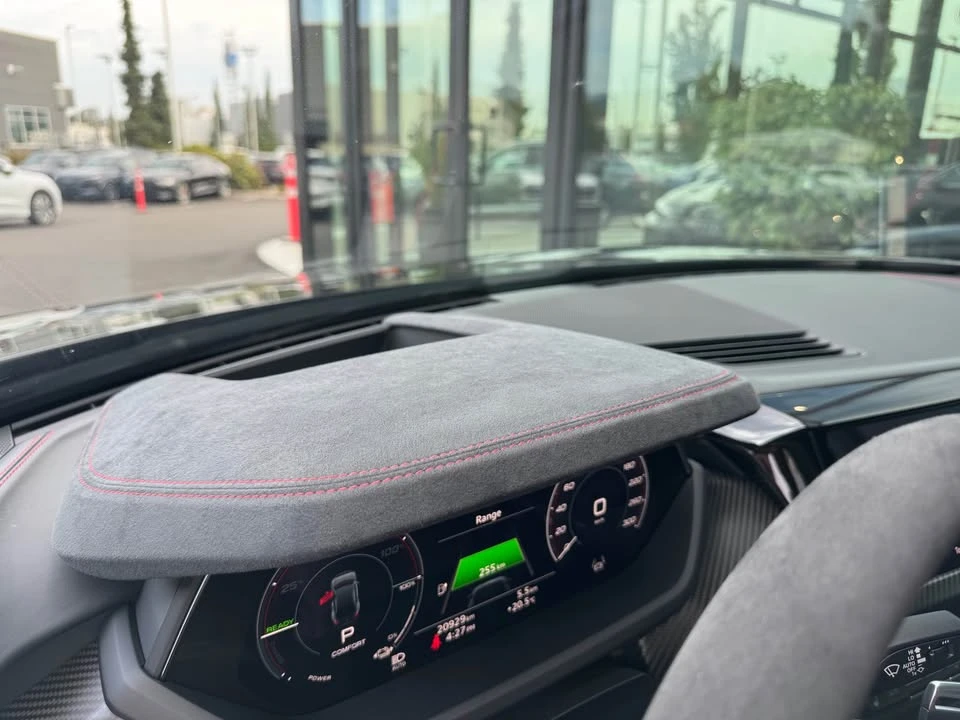 2023 Audi RS e-tron GT - Image 15 of 18