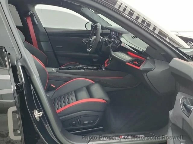 2023 Audi RS e-tron GT - Image 4 of 13