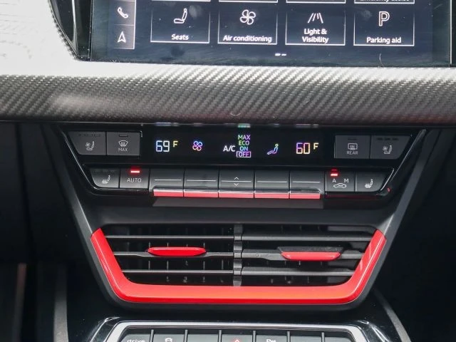 2023 Audi e-tron GT - Image 25 of 31