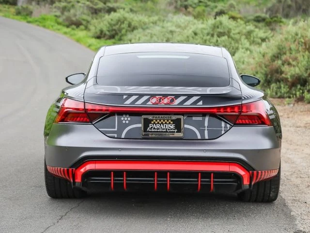 2023 Audi e-tron GT - Image 8 of 21