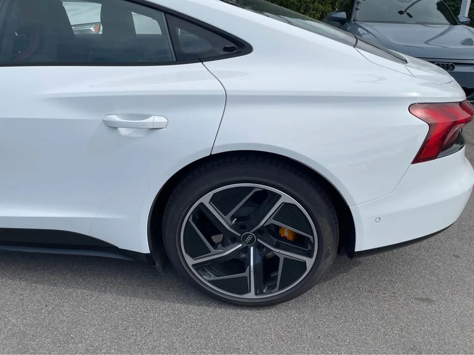 2023 Audi RS e-tron GT - Image 11 of 20
