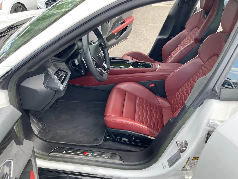 2023 Audi RS e-tron GT - Image 16 of 20