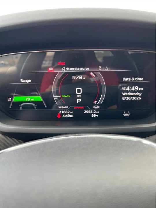 2023 Audi RS e-tron GT - Image 13 of 20